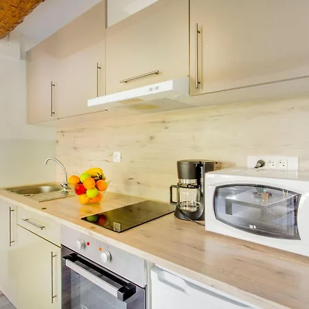 Studio Bazeilles By Interhome *